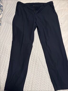 Kirkland Signature Men's Dark Navy Stretch Dress Pants 38x30